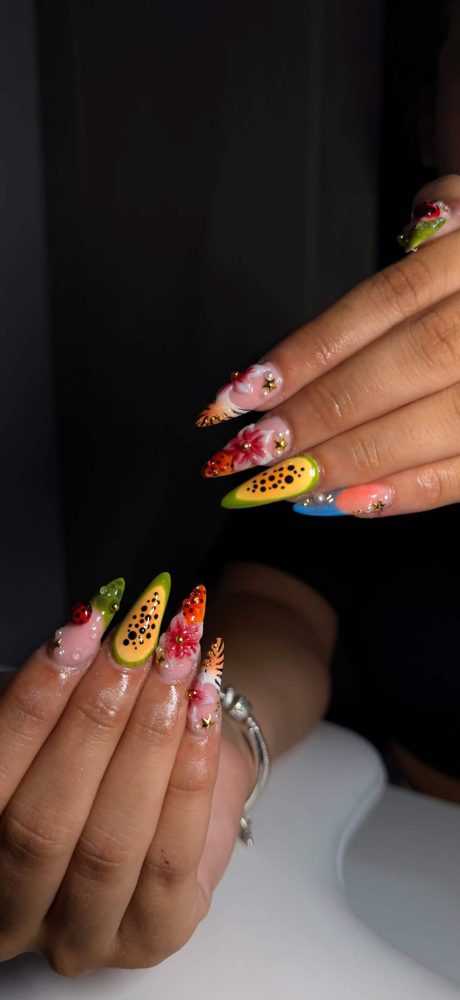 Réalisation ongles ELLNAILS