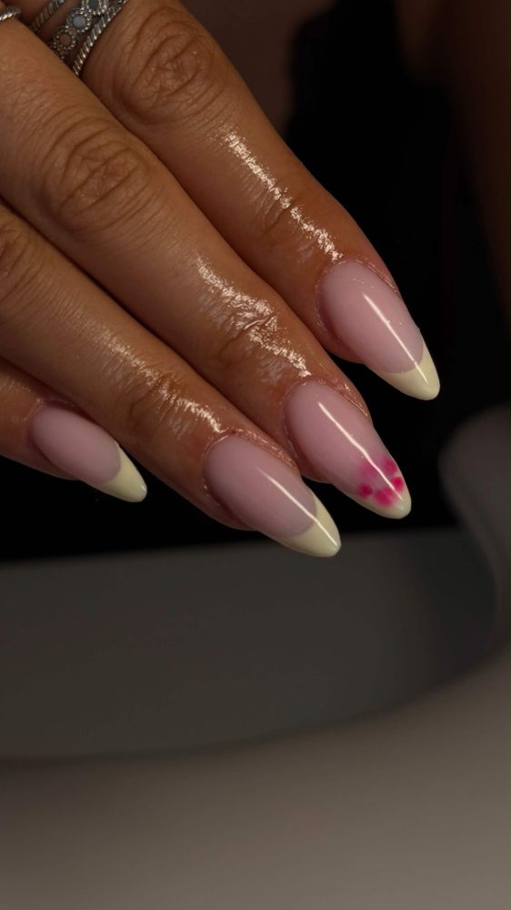 Réalisation ongles ELLNAILS