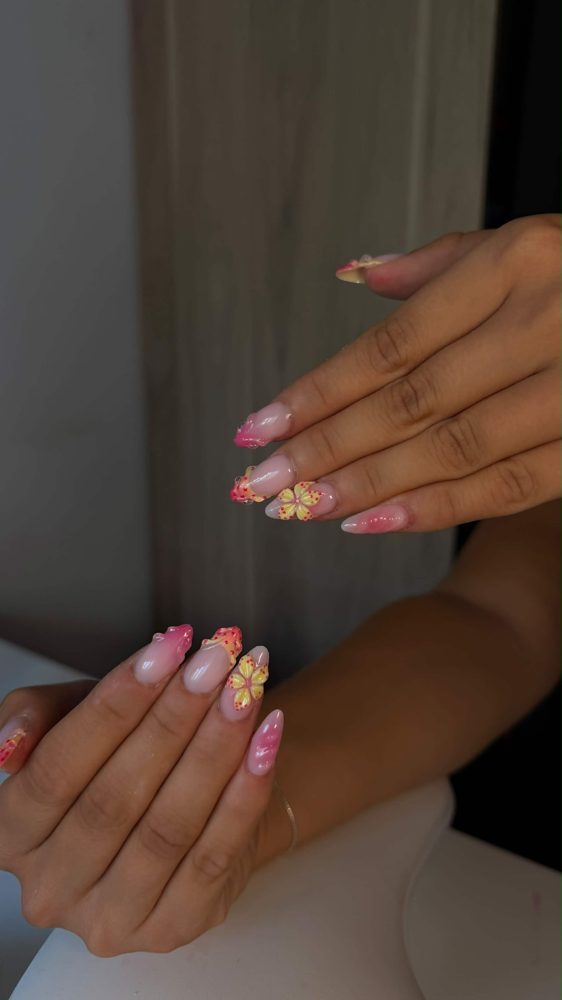 Réalisation ongles ELLNAILS